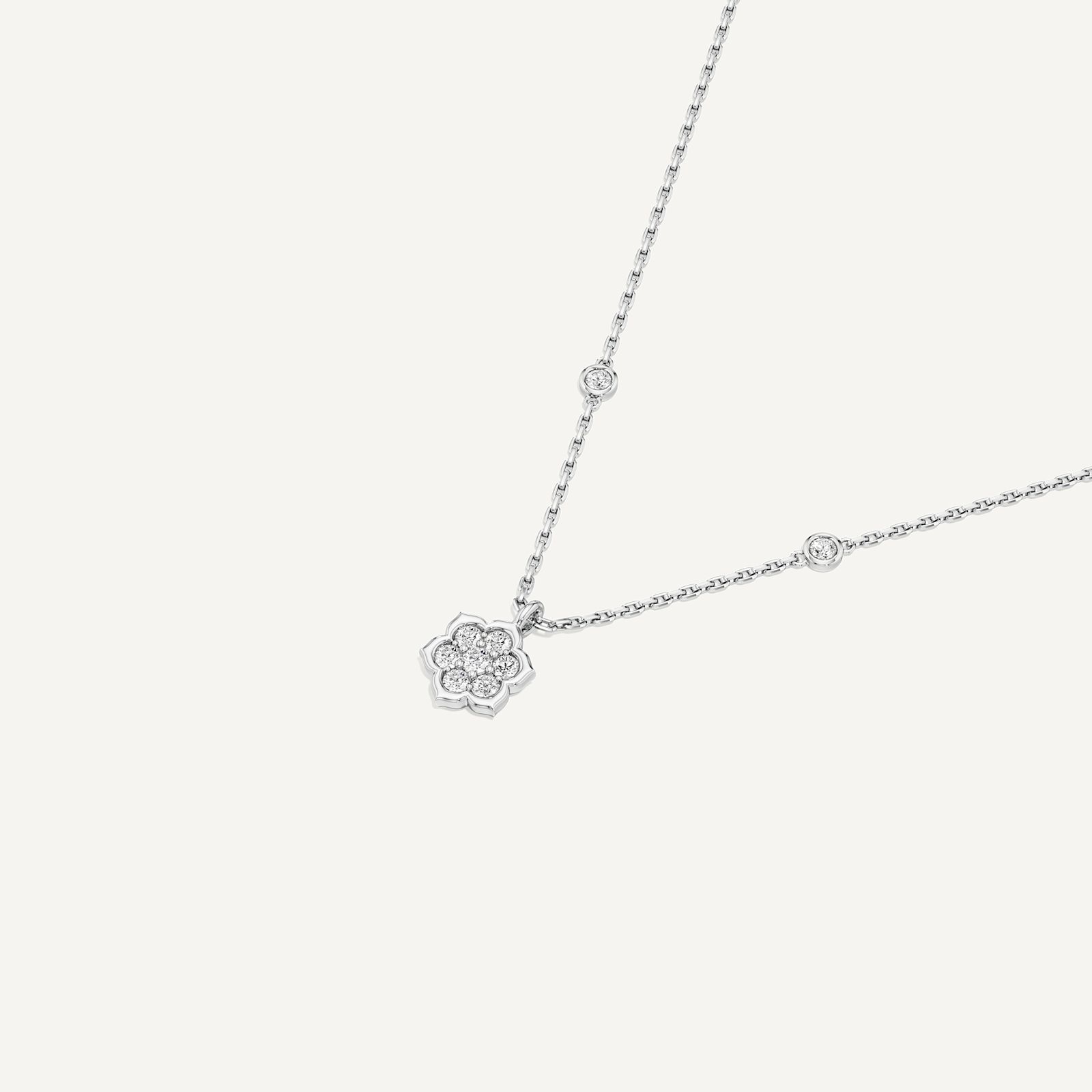 Daisy Cluster Round Diamond